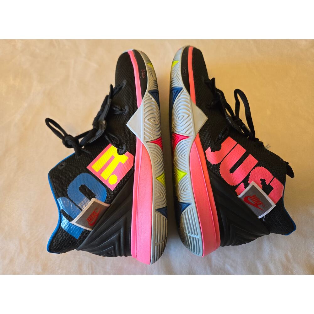 Nike Kyrie 5 "Just Do It"  Black Volt Hyper Pink Youth Size 7 - Picture 8 of 11